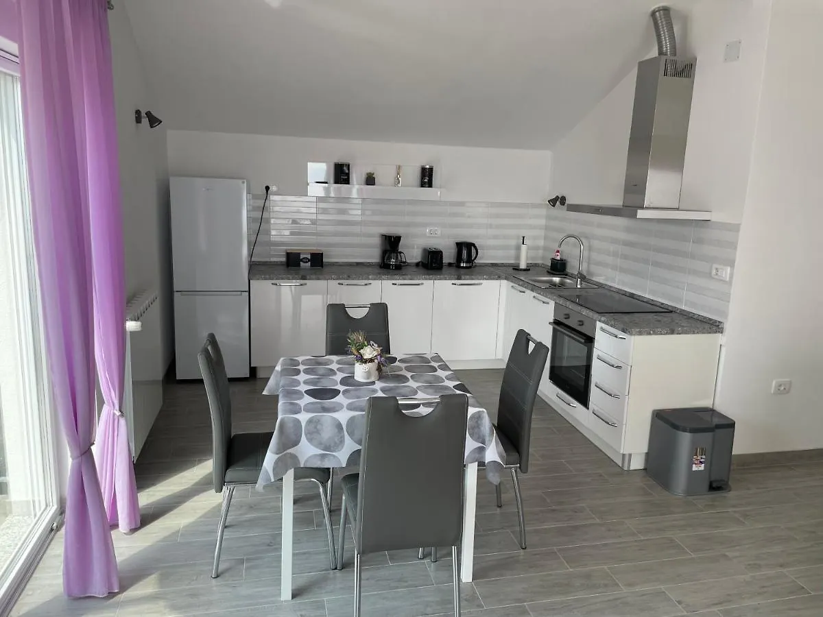 Studio Apartman Rubinic Lovran Apartment