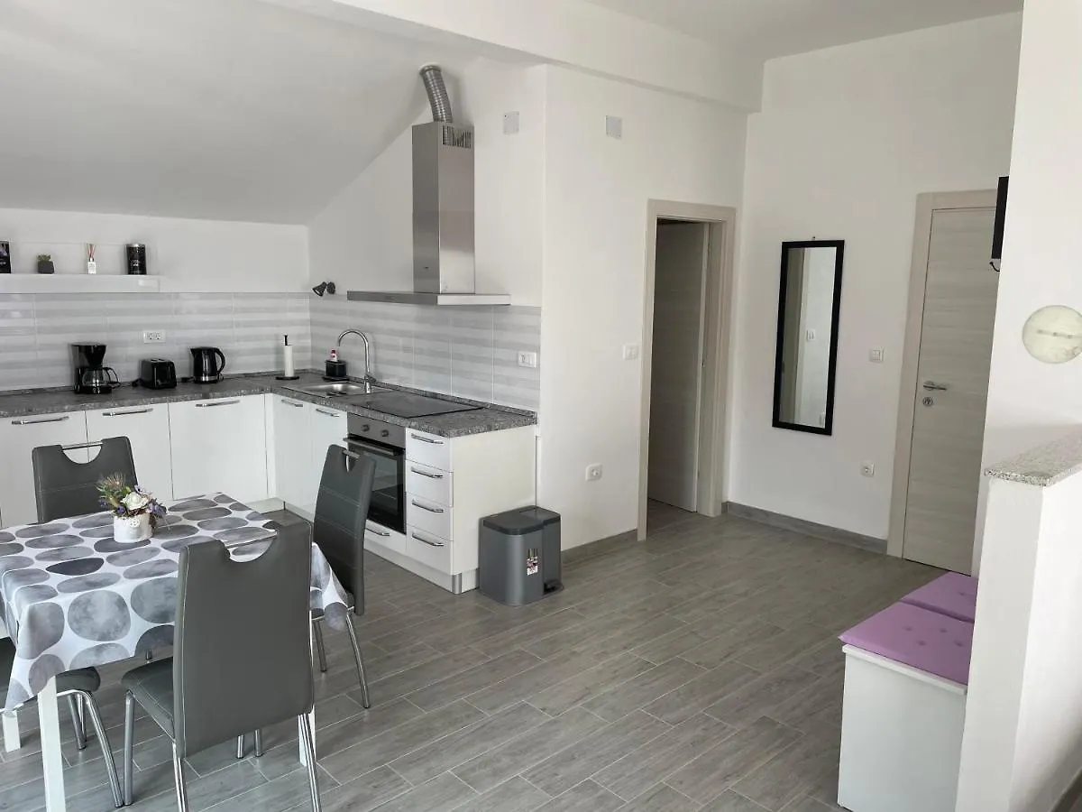 Appartement Studio Apartman Rubinic Lovran Kroatië
